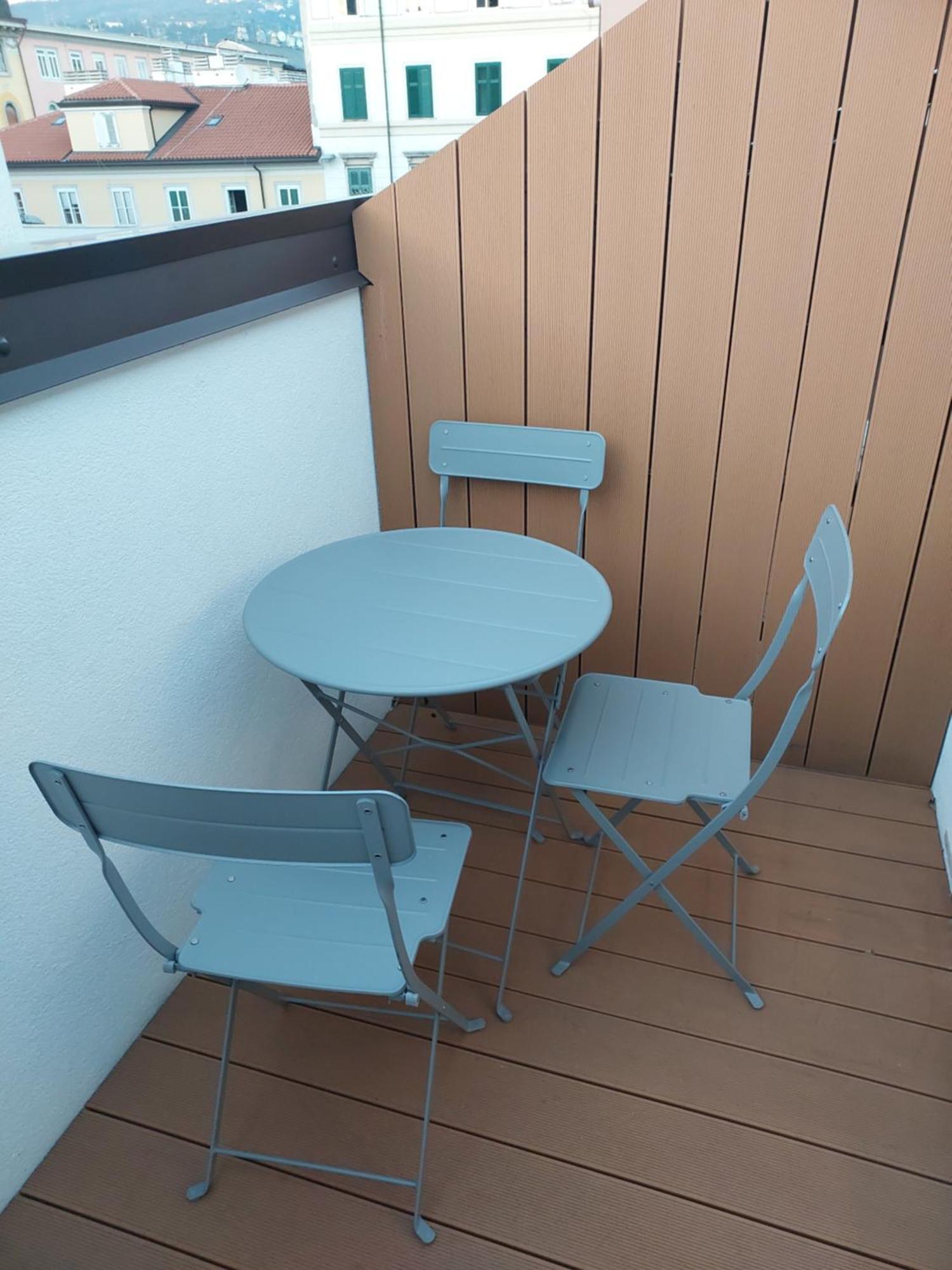 トリエステCorridoni 4C Tirabora Short Rentアパートメント エクステリア 写真